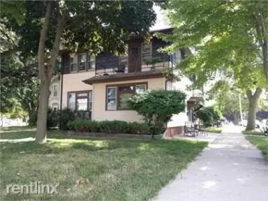 Main picture of 2125 Taylor Ave
