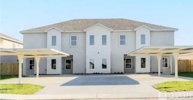 Main picture of 4718 W Huckleberry St
