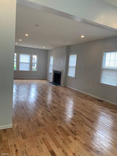 Main picture of 446 Norton Pkwy