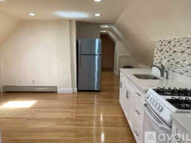 Main picture of 229 Arlington St