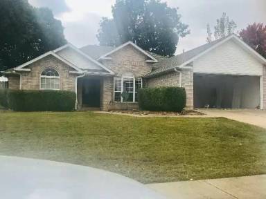 Main picture of 720 Pennington St