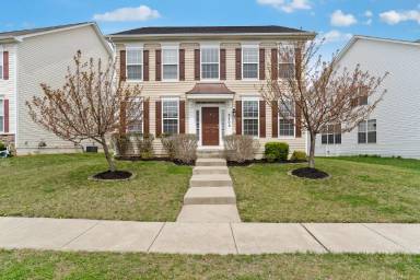 Main picture of 9800 Traver St