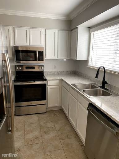 Main picture of 10115 Salinas Dr