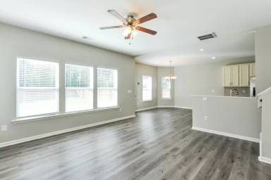 Main picture of 105 Lakemont Dr