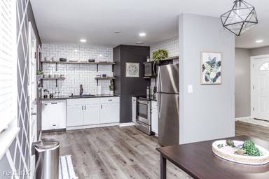 Main picture of 1146 Eastfield Rd