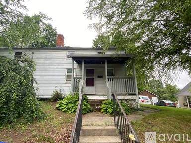 Main picture of 65 Church St