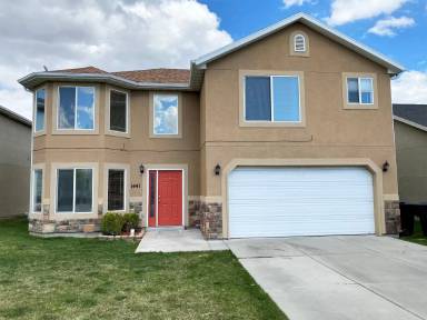 Main picture of 1460 Heather Ln
