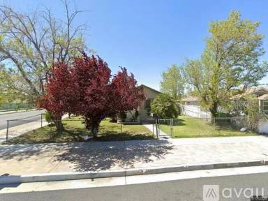 Main picture of 45101 Cedar Ave