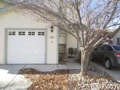 Main picture of 105 Justin Ln