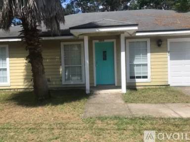 Main picture of 12211 Biarritz St