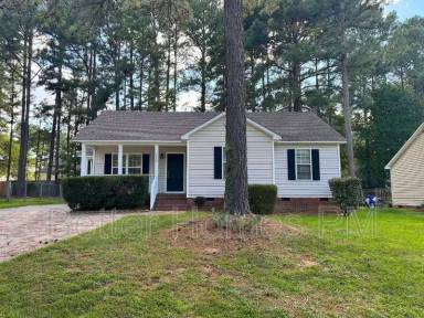Main picture of 5949 Presentation St