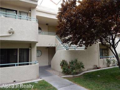 Main picture of 820 N Sloan Ln