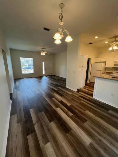 Main picture of 4733 S Cranberry Blvd