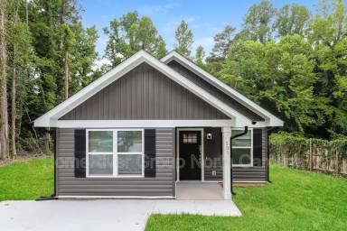 Main picture of 231 Willowood Dr