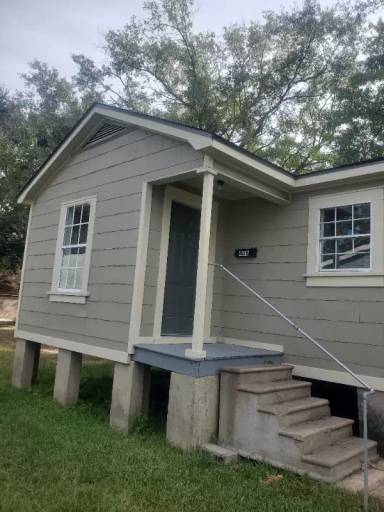 Main picture of 408 N Texas St