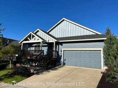 Main picture of 167 SW Blue Heron Ct
