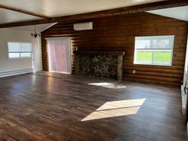 Main picture of 534 Skalkaho Hwy
