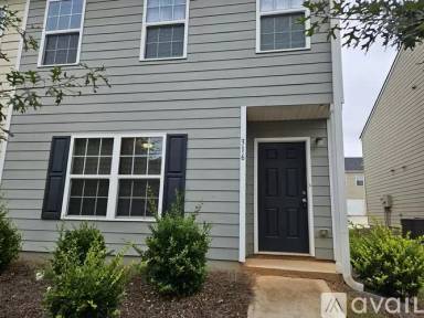 Main picture of 308 Samuel Clemens Way