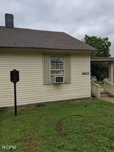 Main picture of 3601 Grote St SW