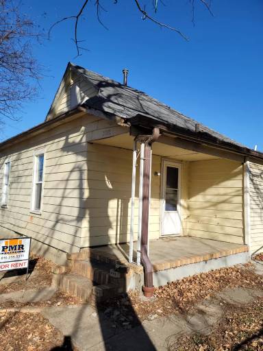 Main picture of 2307 S 18th St