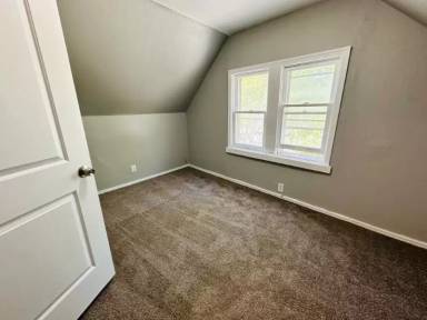 Main picture of 8710 Vineyard Ave