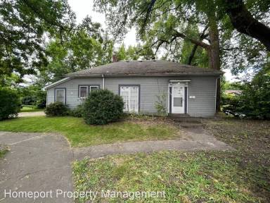 Main picture of 1764 NW Van Buren Ave