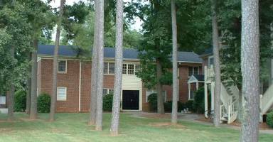 Main picture of 935 Baxter St