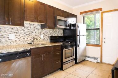 Main picture of 435 Walnut Ave