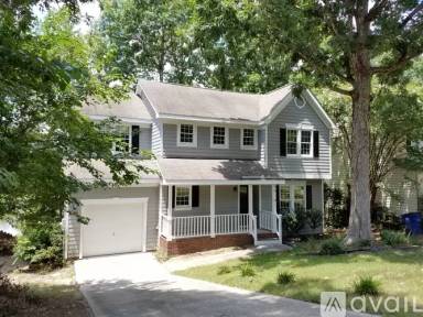 Main picture of 605 Thistlegate Trl