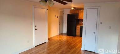Main picture of 95 E Broadway
