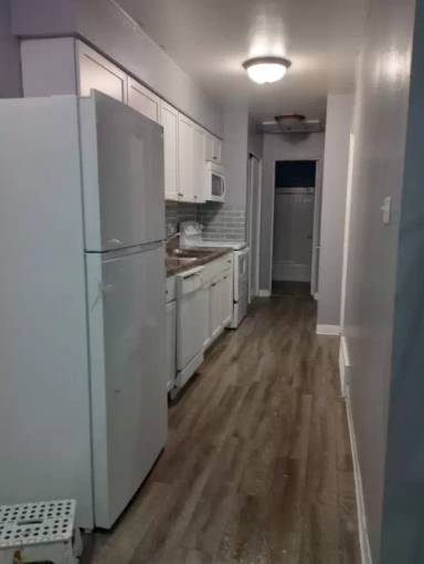 Main picture of 448 W Division St