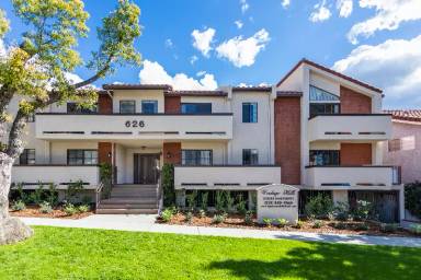 Main picture of 626 E Verdugo Ave