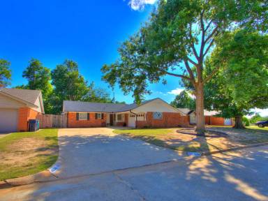 Main picture of 4136 NW 61st Ter