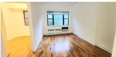 Main picture of E 84th St