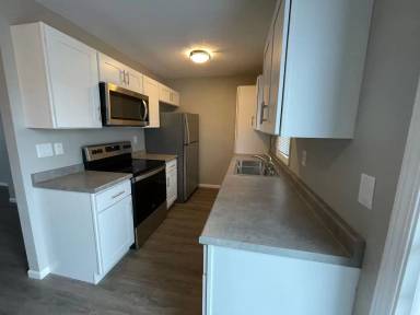 Main picture of 2145 2nd Ave E