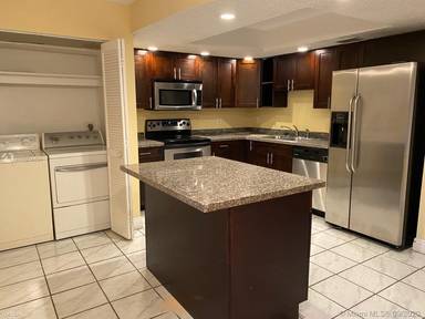 Main picture of 14413 SW 142nd Ct