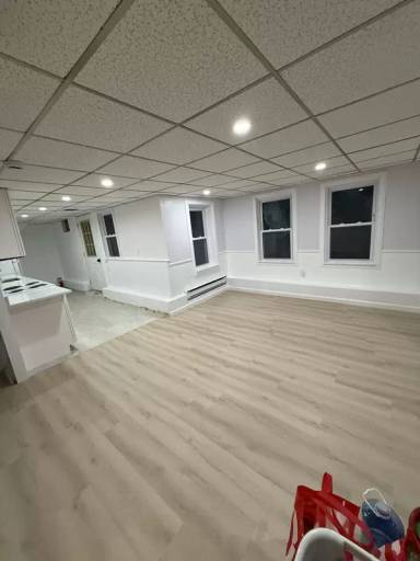 Main picture of 40 Village St