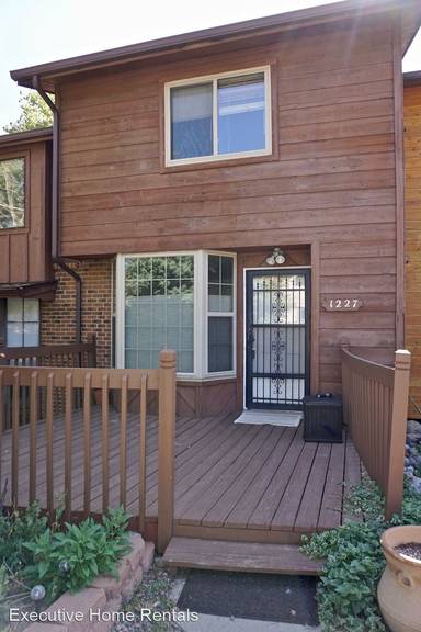 Main picture of 1227 8th St