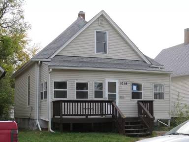 Main picture of 1019 4th Ave