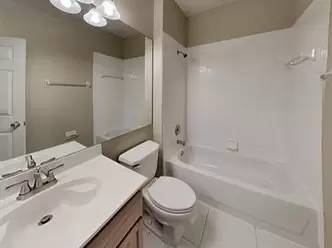 Main picture of 4835 Erin Ln