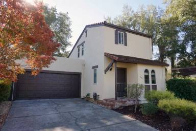 Main picture of 840 Adobe Dr