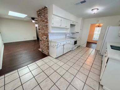 Main picture of 2342 13th St