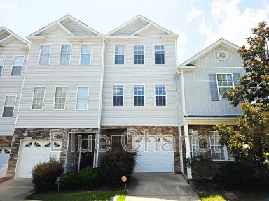 Main picture of 650 Ganyard Farm Way Apartments