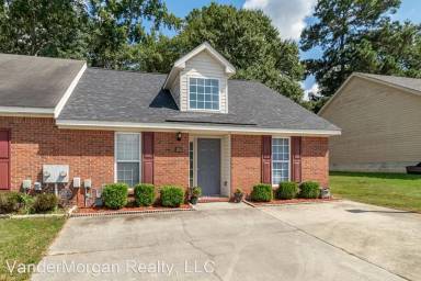 Main picture of 216 Harvestwood Dr