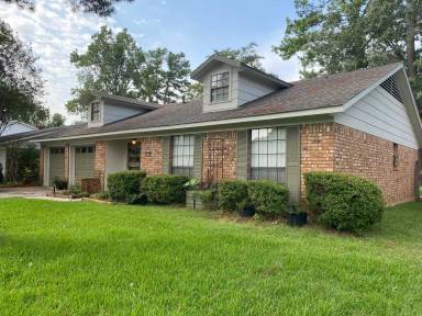 Main picture of 9838 High Point Dr