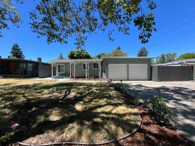 Main picture of 759 Plaza Amapola