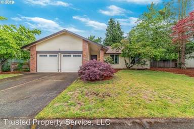 Main picture of 2445 Erin Way