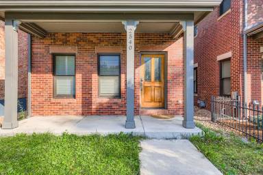 Main picture of 2540 Stout St