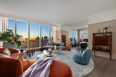 Main picture of 250 South St