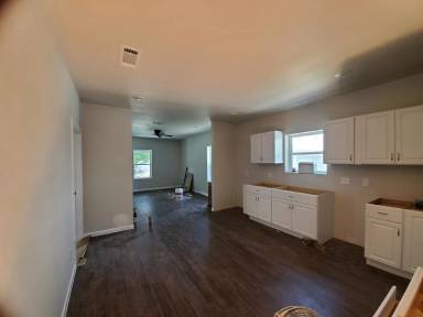 Main picture of 417 S Hazelwood St